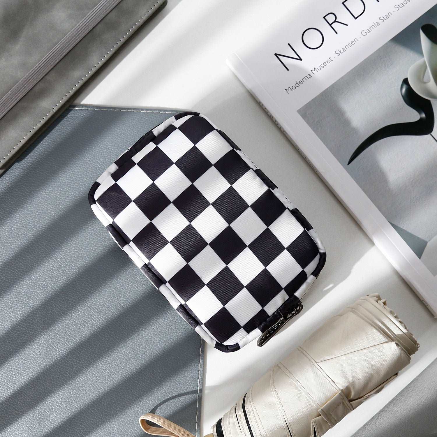 E-Tree 7 inches Canvas Zippered Checkered Cosmetic Travel Bag