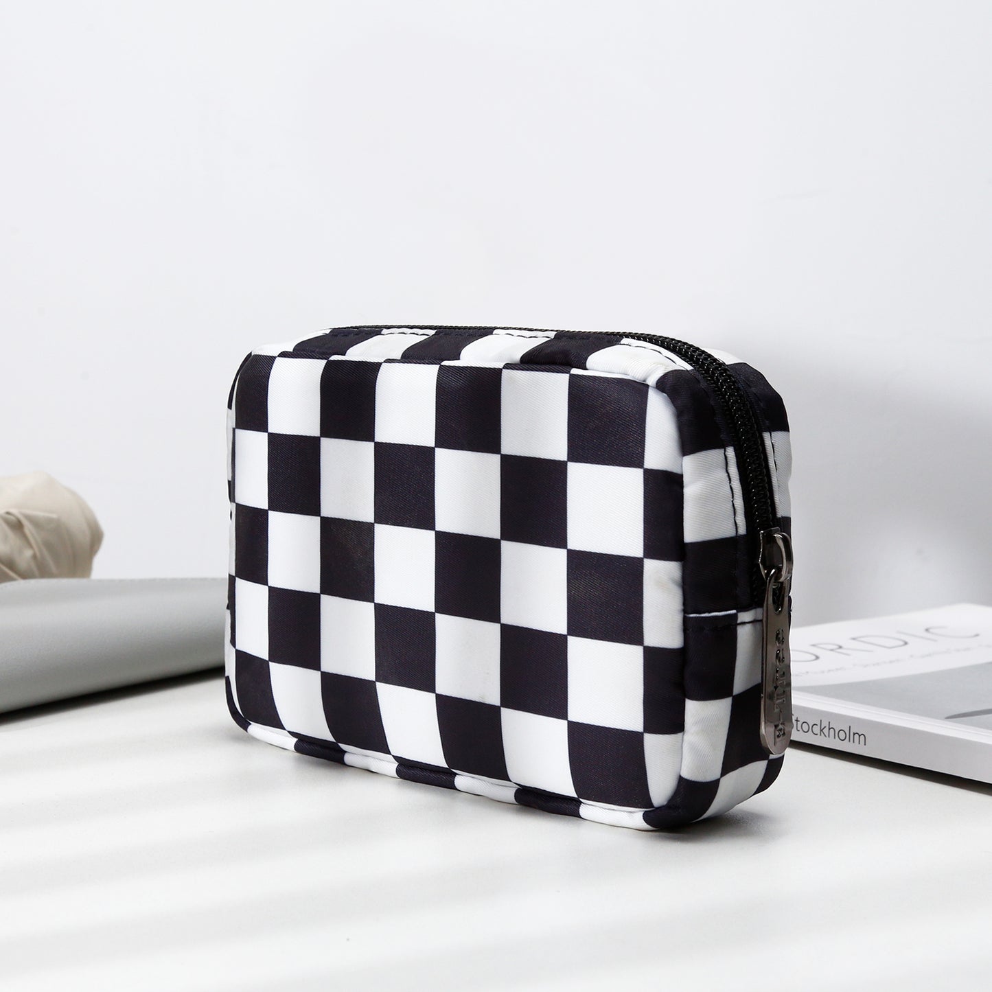 E-Tree 7 inches Canvas Zippered Checkered Cosmetic Travel Bag